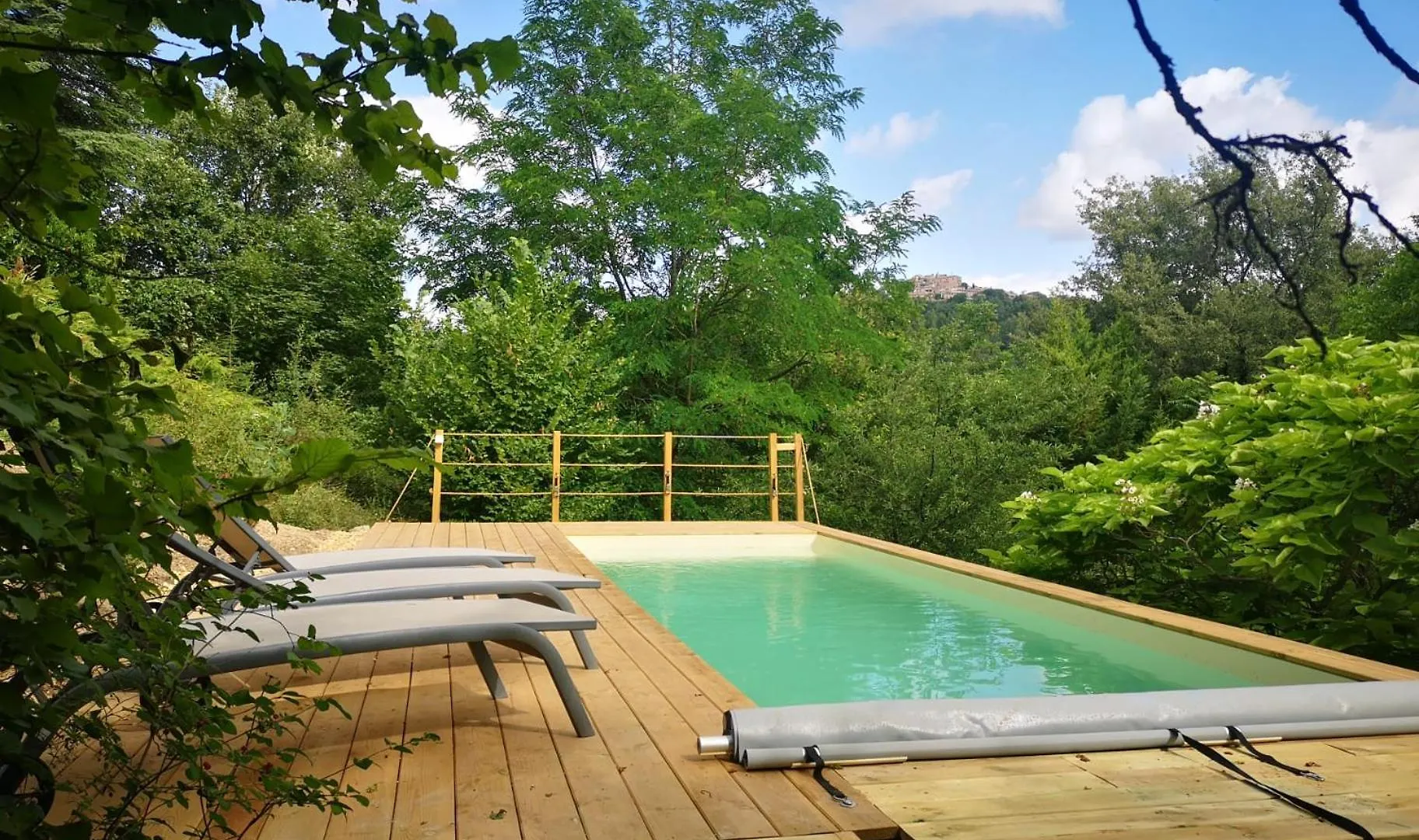 Le Petit Paradis Saint-Martin-de-Castillon 0*,